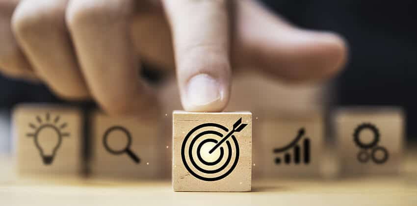 How to Set Career Goals: Short-Term, Long-Term and How to Make Them SMART